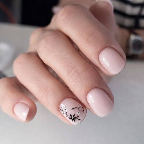 Travail d'ongles ObsidiAnn