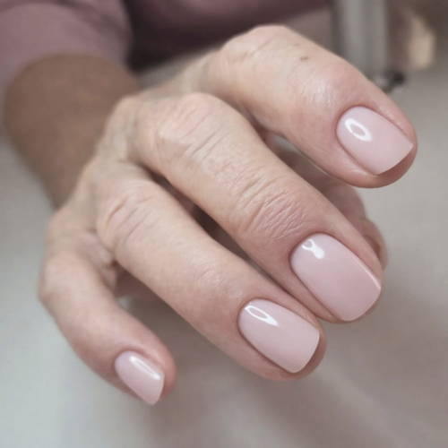 Travail d'ongles ObsidiAnn
