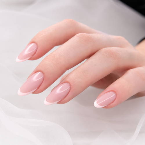 Travail d'ongles ObsidiAnn