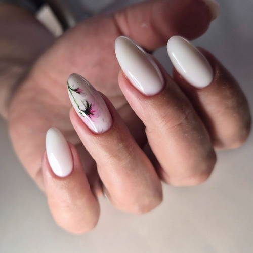 Travail d'ongles ObsidiAnn